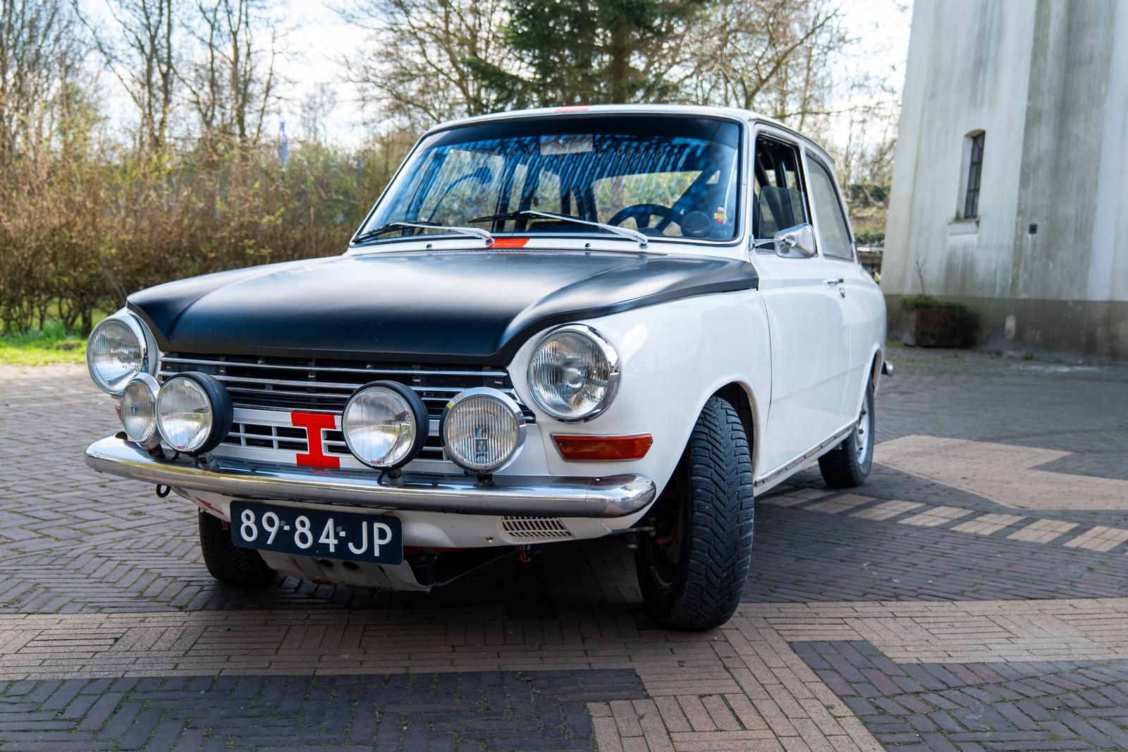 DAF 55 huren in Groningen – Rally-oldtimer met Variomatic